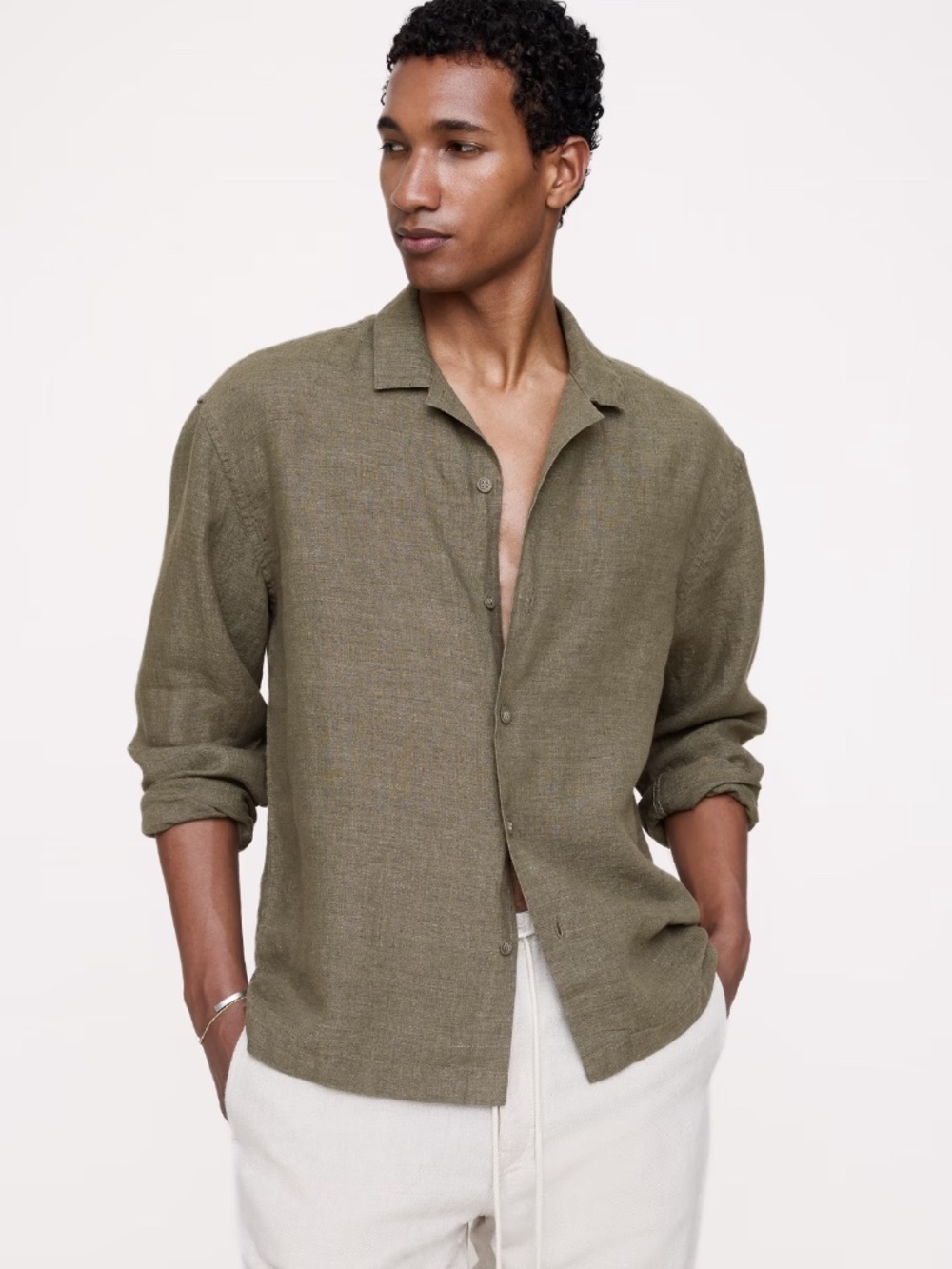 BANANA REPUBLIC  RELAXED-FIT LINEN RESORT SHIRT // OLIVE GREEN